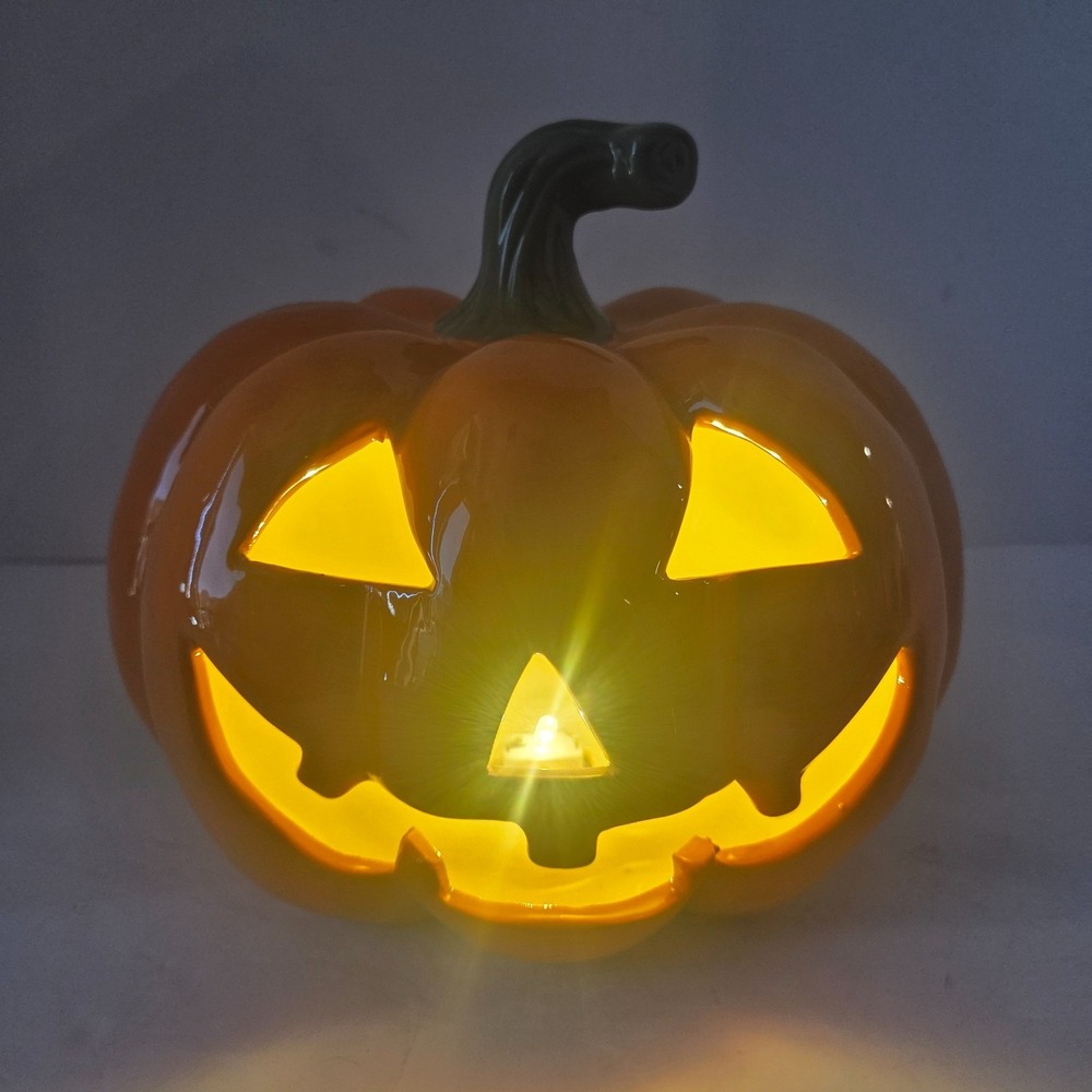 Jack O Lantern Lane Pumpkin LED Light Up Ceramic Halloween Decor 8 Inch Orange